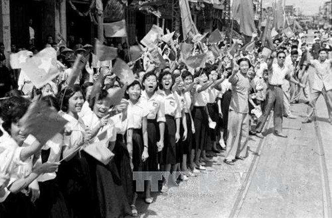 Hà Nội, 62 năm sau ngày đón đoàn quân chiến thắng ảnh 1